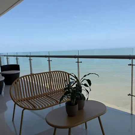 Azul Caribe Ocean View Apartamento *