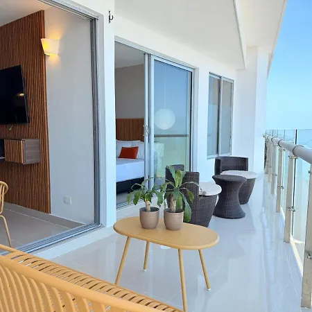 Azul Caribe Ocean View Apartamento *