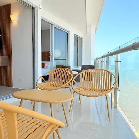 Azul Caribe Ocean View Apartamento *
